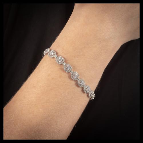 Pulsera rivière en oro blanco con diamantes tallas brillant