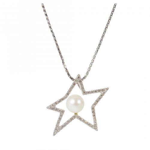 Colgante diseño estrella en oro blanco con diamantes talla 