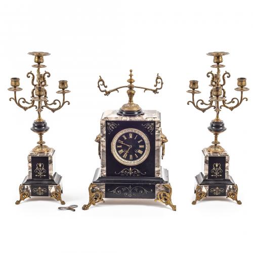 Reloj de sobremesa Napoleón III con pareja de candelabros d