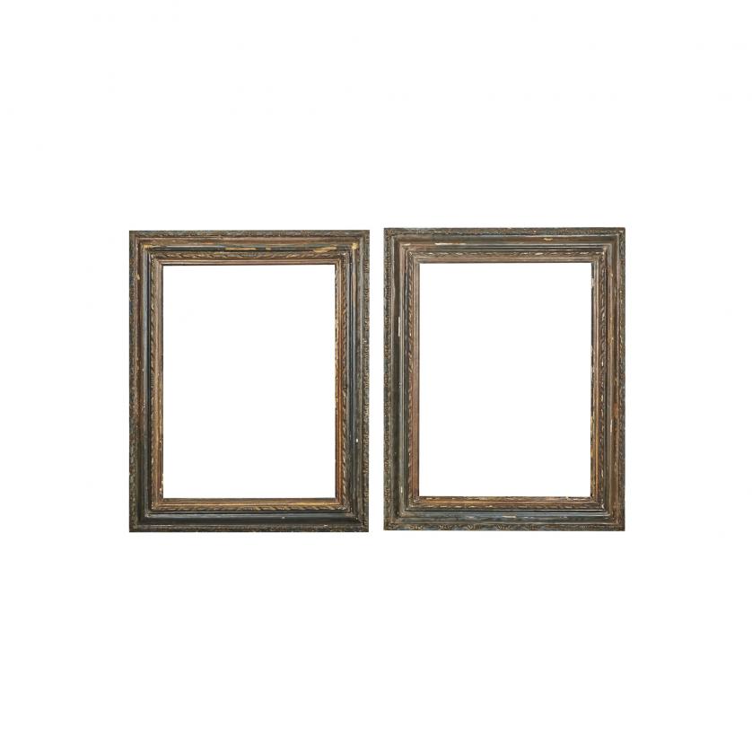 Pareja de marcos en madera tallada y policromada, s.XIX.